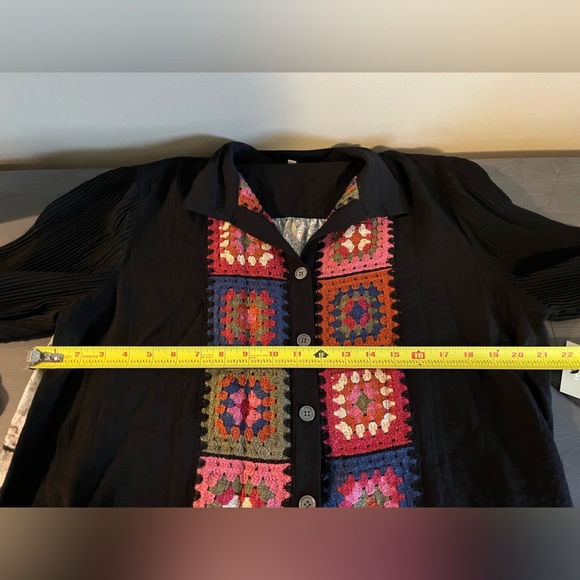 JOHN MARK Boho Crochet Art To Wear Tunic Top NEW - Picture 7 of 9